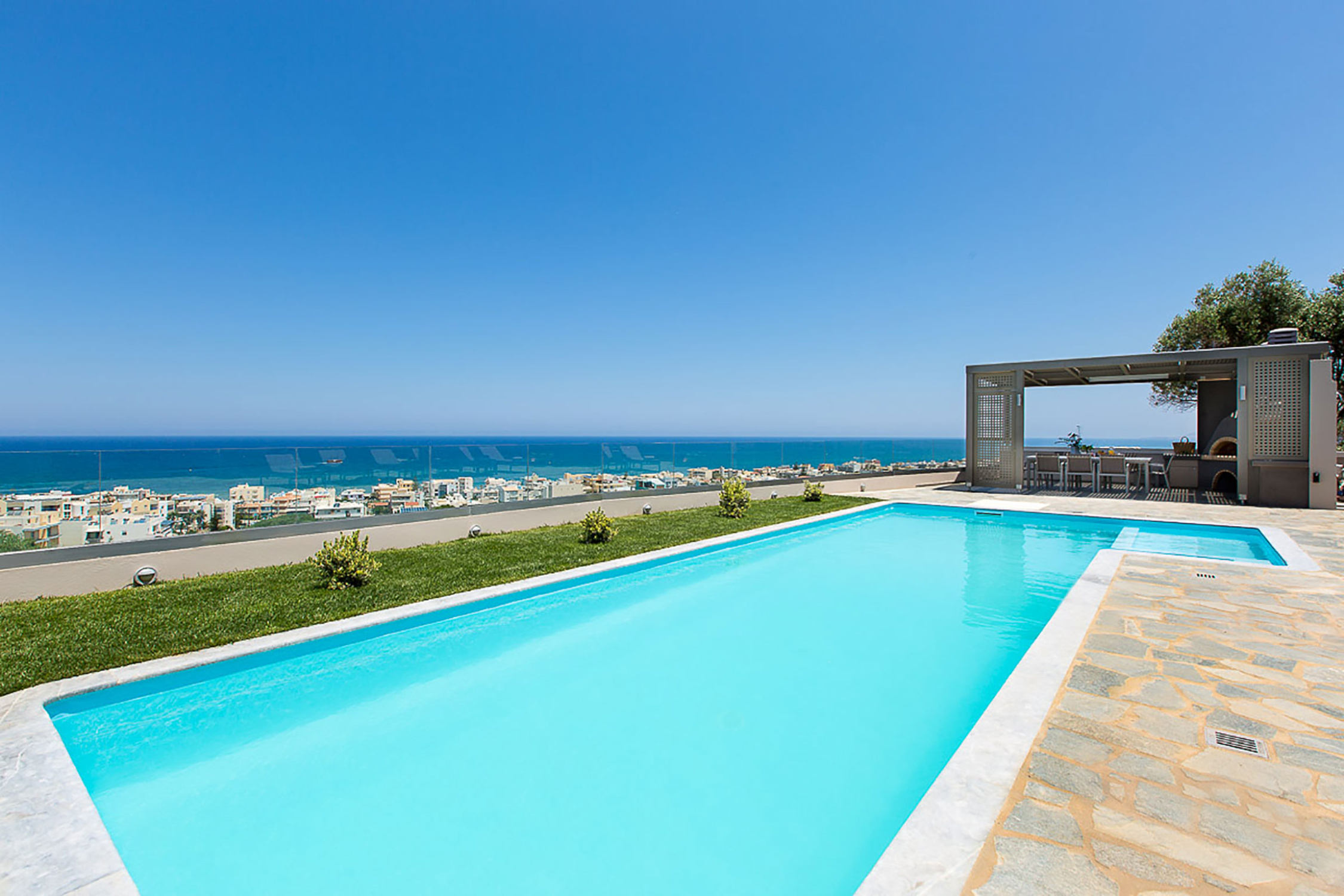 Modern Elegance in a Serene Setting in Crete
